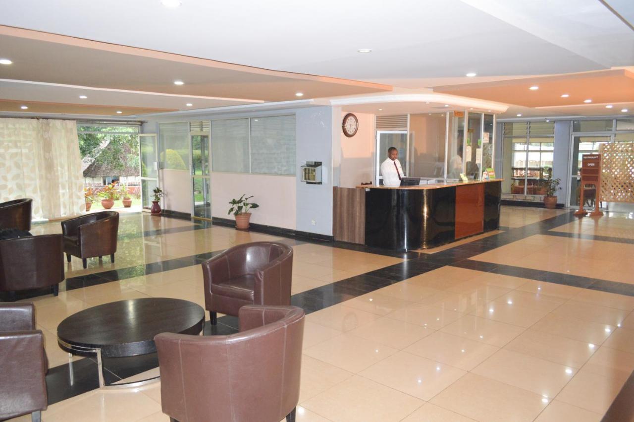 Golf Hotel Kakamega Kültér fotó